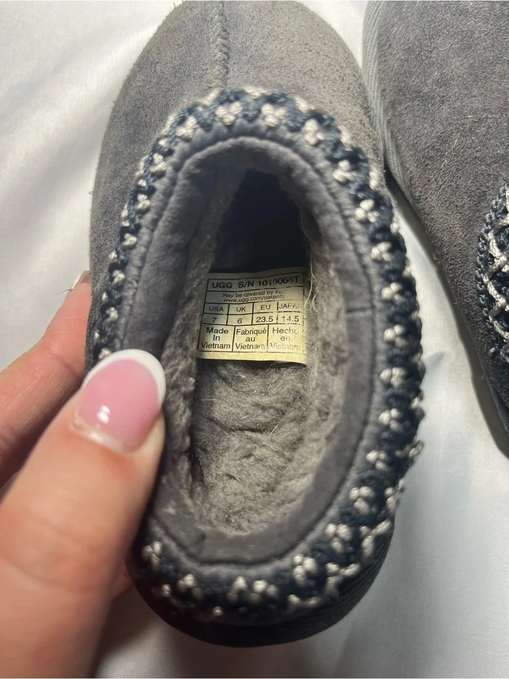 UGG Tasman‎ Slippers Toddler Size 7 Gray Suede Slip On Shoes